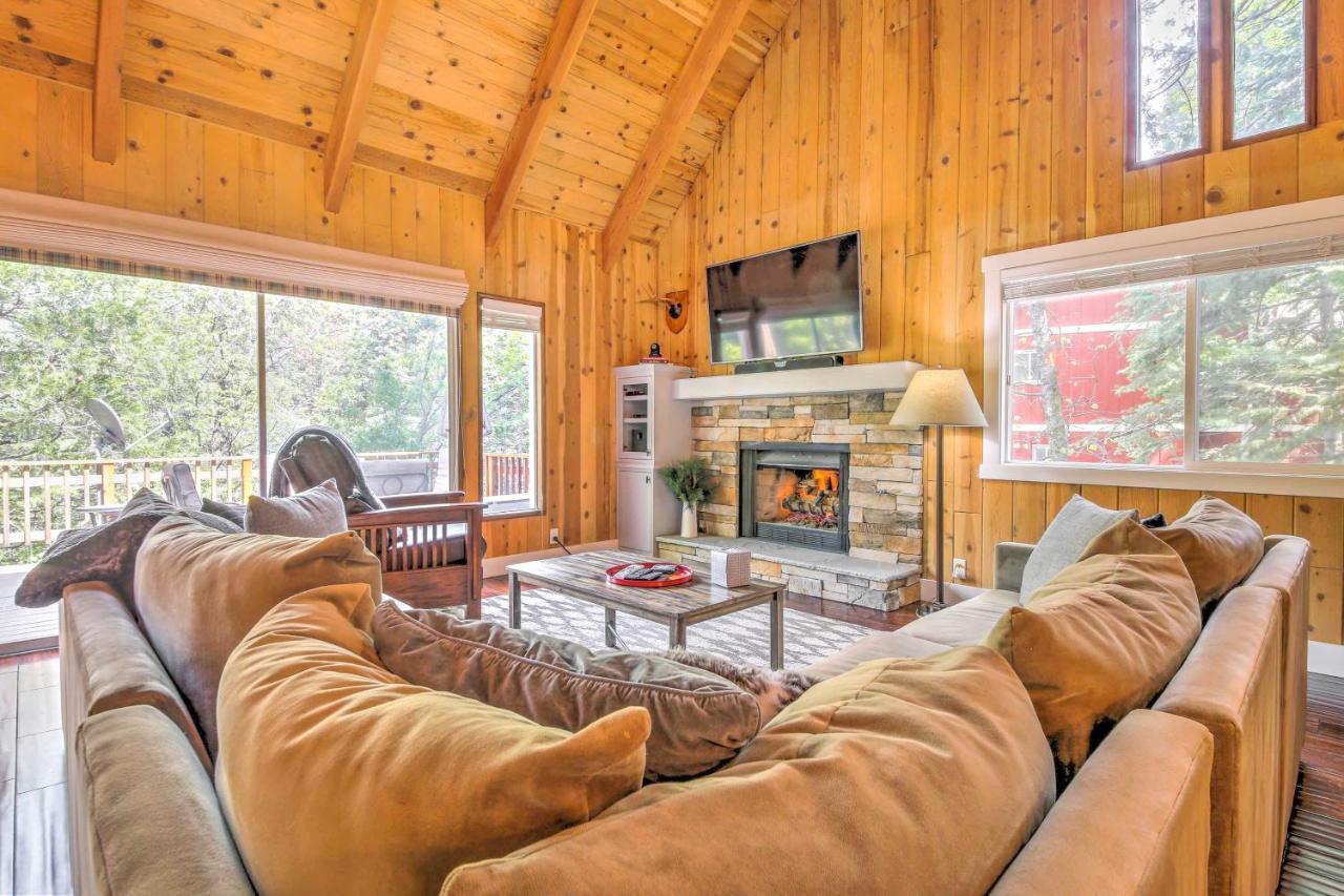Gorgeous Lake Arrowhead Retreat Game Room And Deck 외부 사진